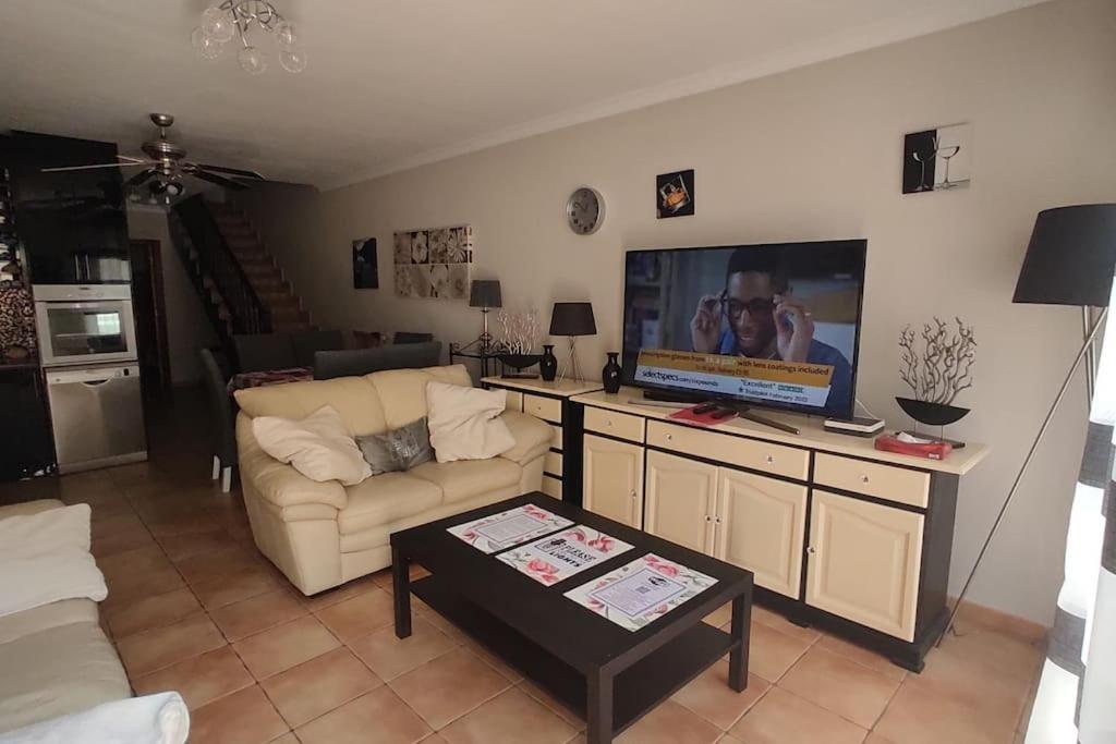 Casa Donn - El Sultan 63 - Luxury 3 Bed Villa With Fast Fibre Internet Corralejo Extérieur photo